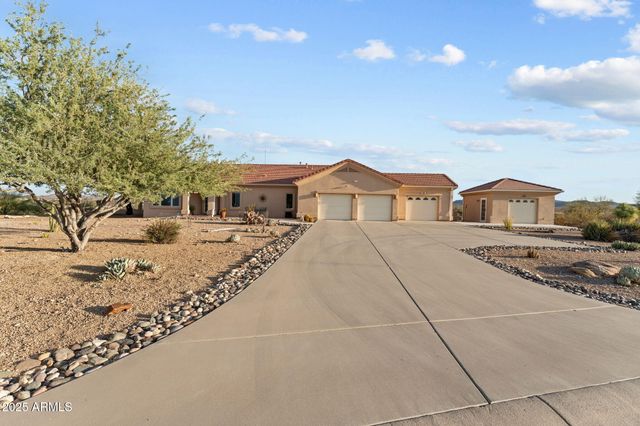 2965 W Saddle Ridge Way, Wickenburg, AZ 85390