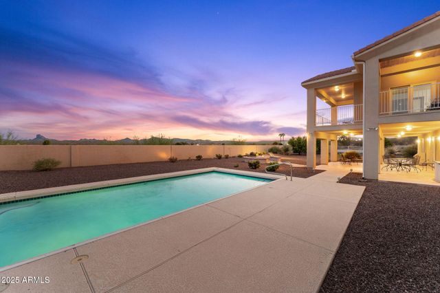 2965 W Saddle Ridge Way, Wickenburg, AZ 85390