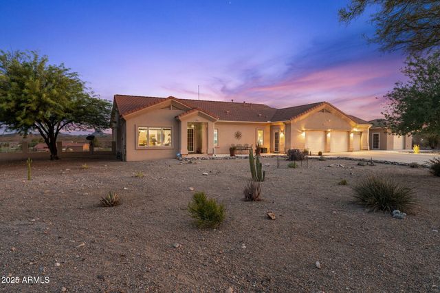 2965 W Saddle Ridge Way, Wickenburg, AZ 85390