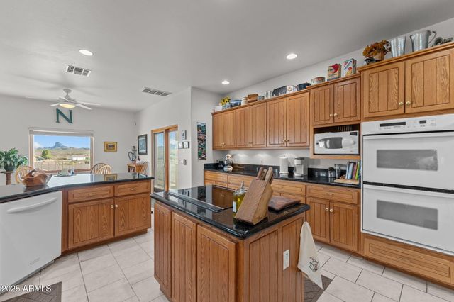 2965 W Saddle Ridge Way, Wickenburg, AZ 85390