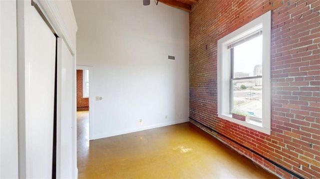 510 Delaware Street 405, Kansas City, MO 64105