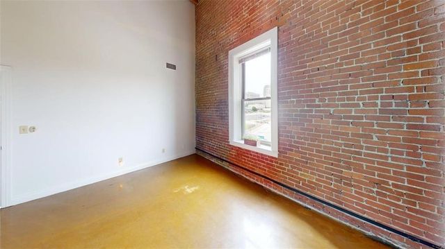 510 Delaware Street 405, Kansas City, MO 64105