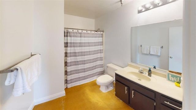 510 Delaware Street 405, Kansas City, MO 64105