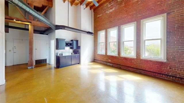 510 Delaware Street 405, Kansas City, MO 64105