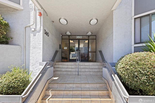 360 Guerrero Street 312, San Francisco, CA 94103