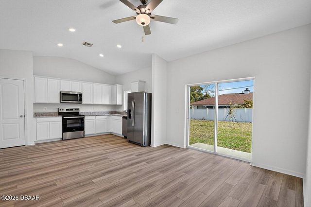 2138 E Hyde Drive, Deltona, FL 32738