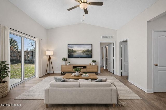 2138 E Hyde Drive, Deltona, FL 32738