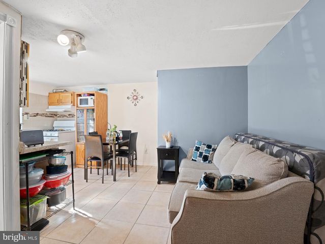 3014 STEVENS ST, Camden, NJ 08105