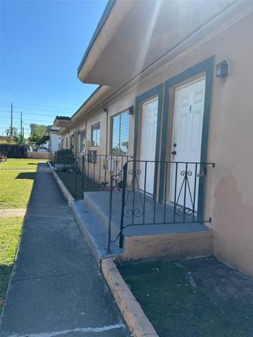 2110 NW 24th St, Miami, FL 33142