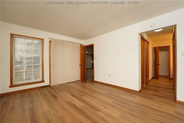 49 B Thistlewood Drive, Hurricane, WV 25526