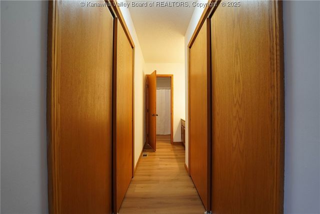 49 B Thistlewood Drive, Hurricane, WV 25526