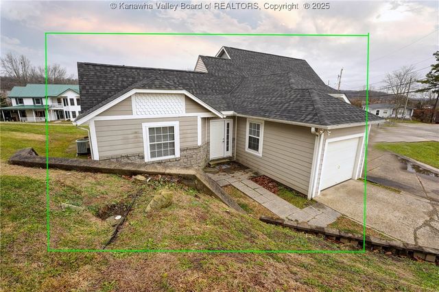 49 B Thistlewood Drive, Hurricane, WV 25526