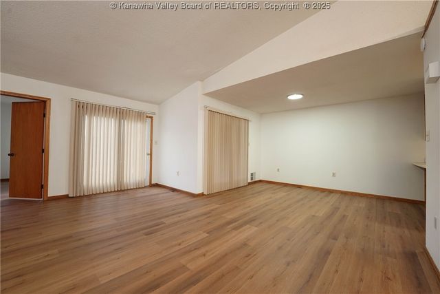 49 B Thistlewood Drive, Hurricane, WV 25526