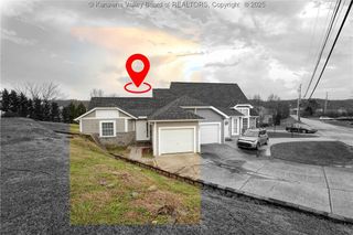 49 B Thistlewood Drive, Hurricane, WV 25526