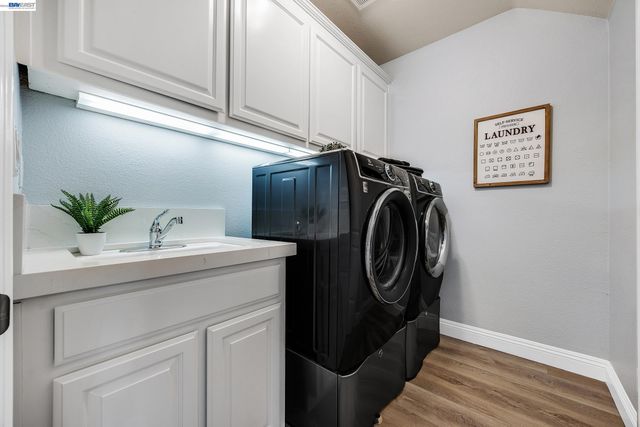 2170 Santa Croce Dr, Livermore, CA 94550