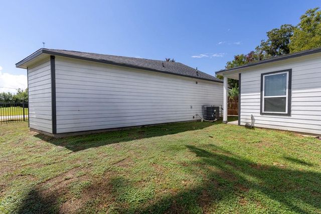 2719 Milwaukee Street, Houston, TX 77026