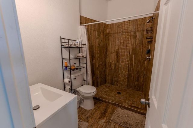 2719 Milwaukee Street, Houston, TX 77026