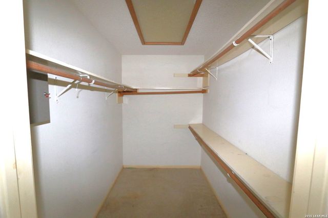 802 Athens, Castroville, TX 78009