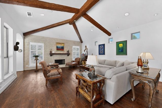 5304 Parkland Avenue, Dallas, TX 75235