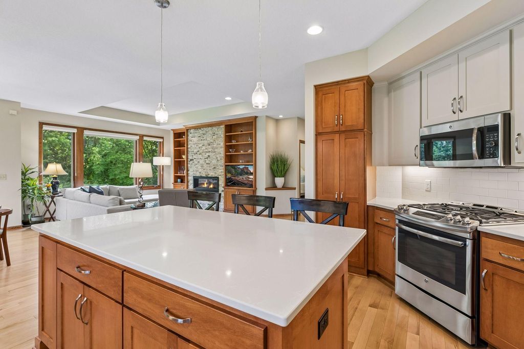 11826 Germaine Terrace, Eden Prairie, MN 55347 — photo 3