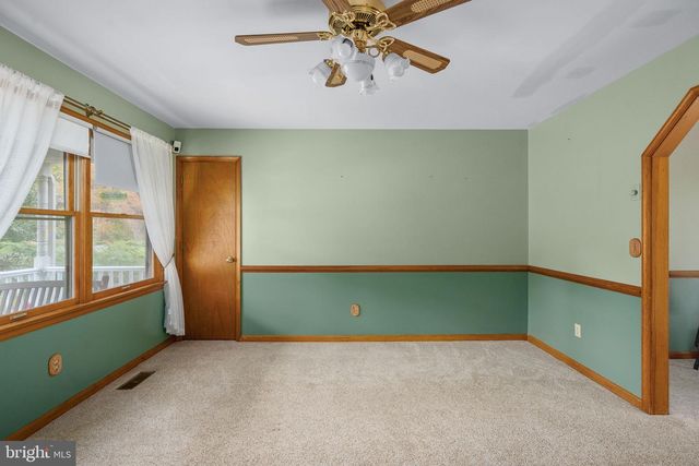 10722 LOVETT DR, Fredericksburg, VA 22407