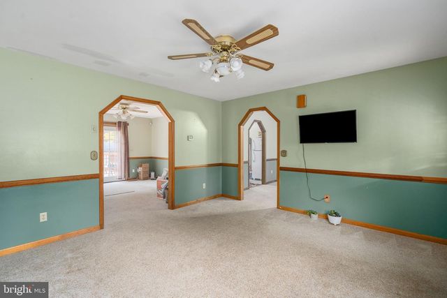 10722 LOVETT DR, Fredericksburg, VA 22407