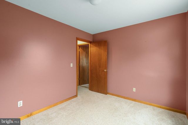 10722 LOVETT DR, Fredericksburg, VA 22407