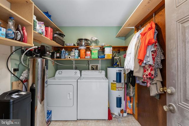 10722 LOVETT DR, Fredericksburg, VA 22407