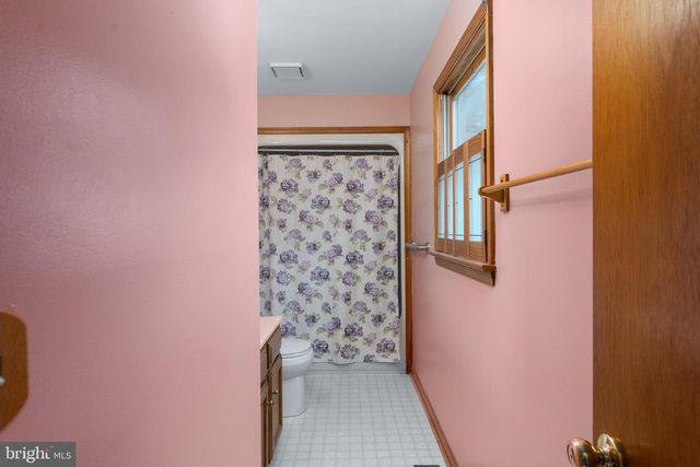 10722 LOVETT DR, Fredericksburg, VA 22407