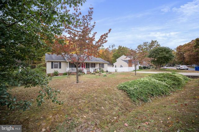 10722 LOVETT DR, Fredericksburg, VA 22407