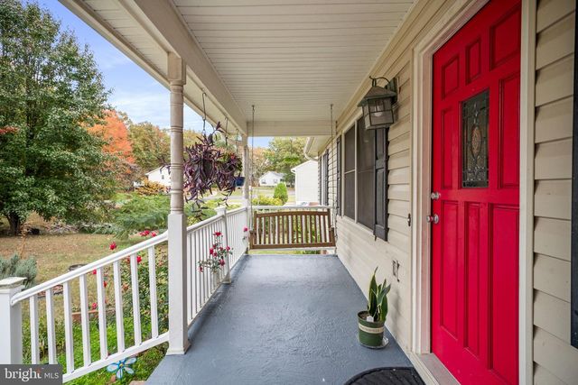 10722 LOVETT DR, Fredericksburg, VA 22407