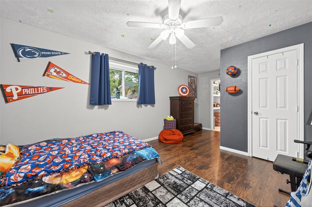 28111 Camille Drive, Tomball, TX 77375