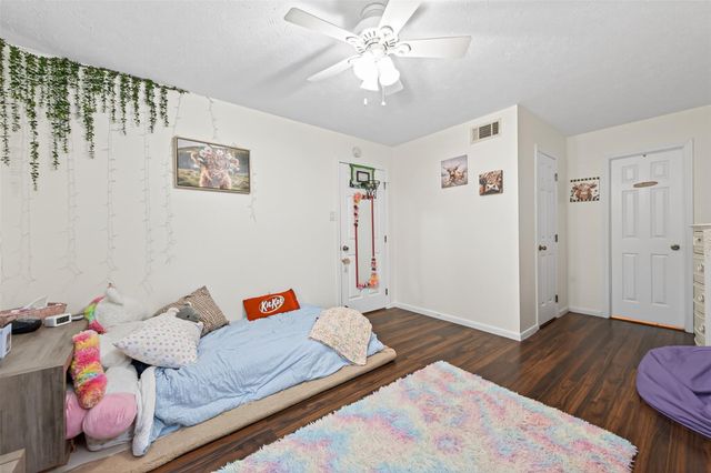 28111 Camille Drive, Tomball, TX 77375