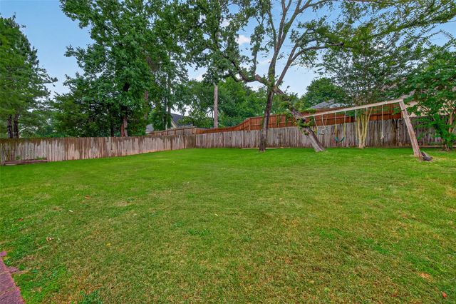 28111 Camille Drive, Tomball, TX 77375