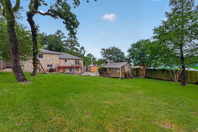 28111 Camille Drive, Tomball, TX 77375