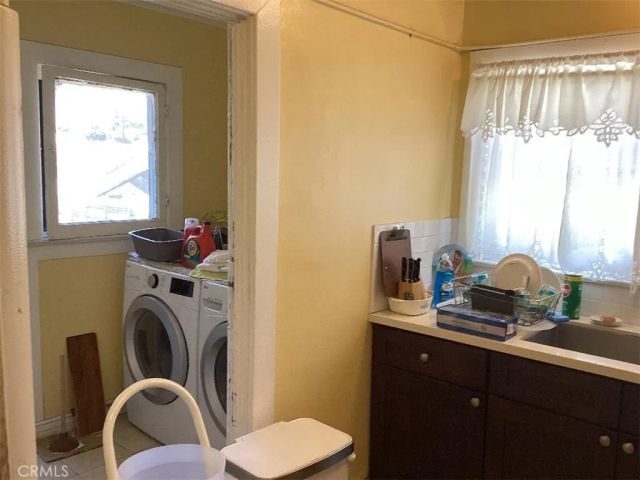 1059 Thornton, Los Angeles, CA 90063