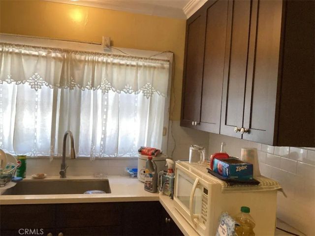 1059 Thornton, Los Angeles, CA 90063