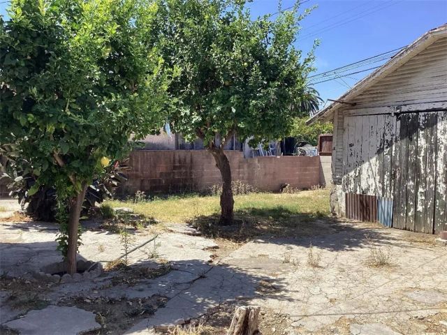 1059 Thornton, Los Angeles, CA 90063