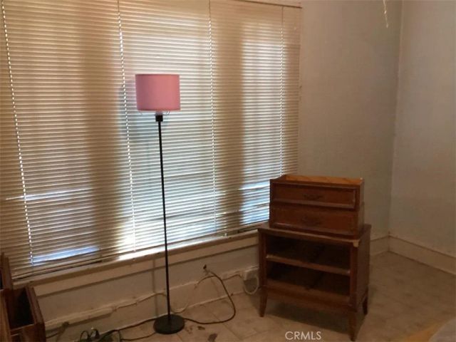 1059 Thornton, Los Angeles, CA 90063