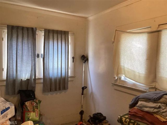 1059 Thornton, Los Angeles, CA 90063