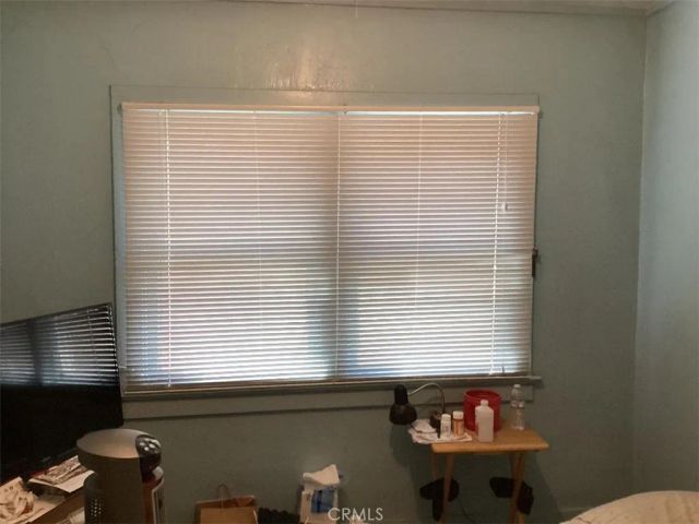 1059 Thornton, Los Angeles, CA 90063