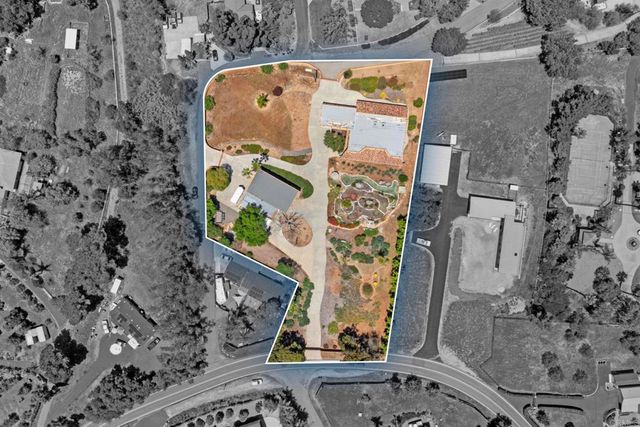 129 Emilia Lane, Fallbrook, CA 92028