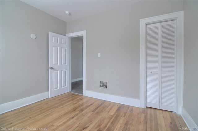 4899 Hillsboro Street, Detroit, MI 48204