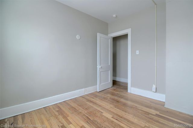 4899 Hillsboro Street, Detroit, MI 48204