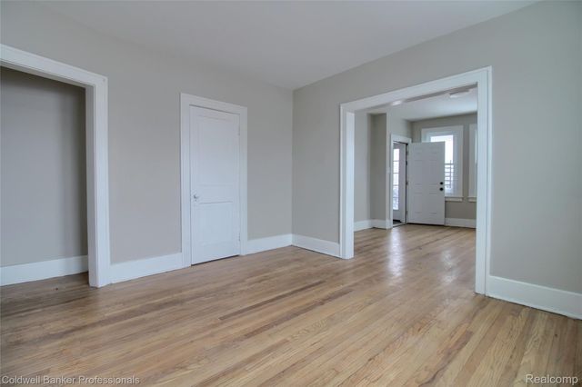 4899 Hillsboro Street, Detroit, MI 48204