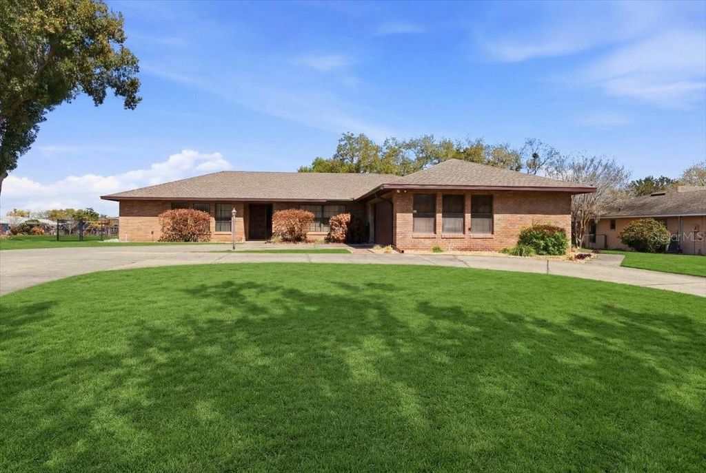 Image 1 of property listing at 8512 PLANTATION RIDGE BOULEVARD, Lakeland, FL 33809