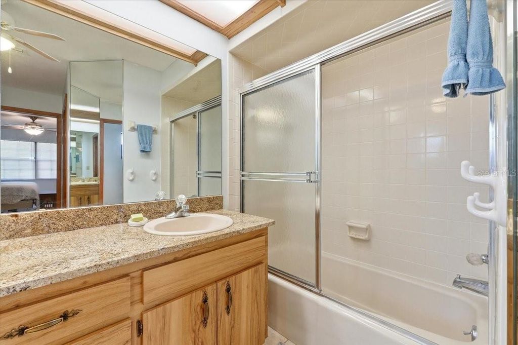 Image 21 of property listing at 8512 PLANTATION RIDGE BOULEVARD, Lakeland, FL 33809