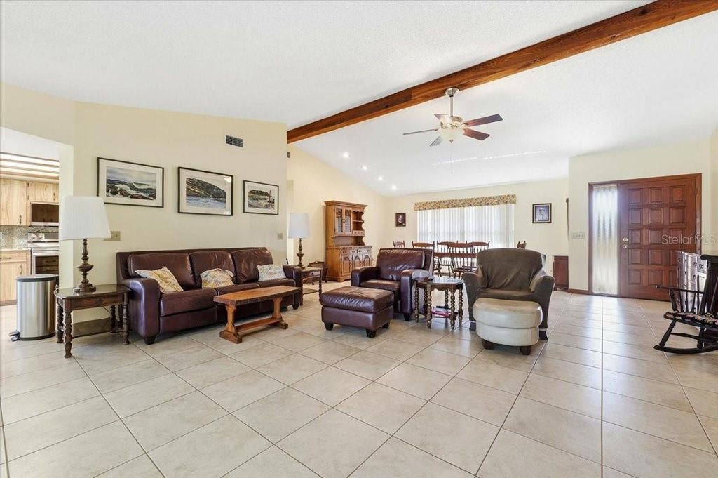 Image 7 of property listing at 8512 PLANTATION RIDGE BOULEVARD, Lakeland, FL 33809