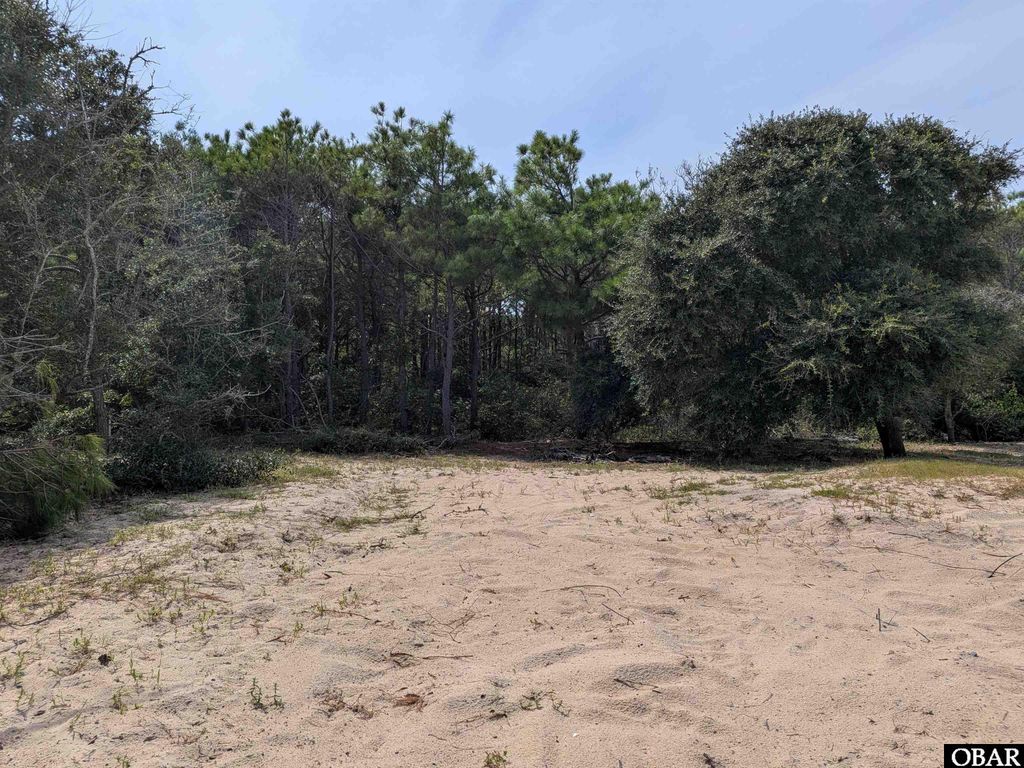 Image 40 of property listing at 2276 Sandpiper Road, Corolla, NC 27927