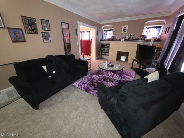 14013 Milverton Road, Cleveland, OH 44120